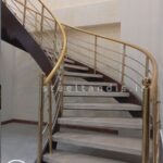 نرده خم طلایی استیل